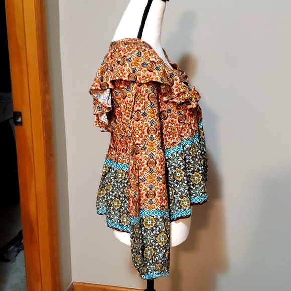 NWOT Altar'd State Top - Picture 3 of 8